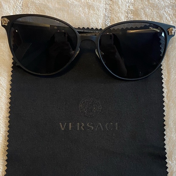 Versace Sunglasses VE2168 - Picture 2 of 10